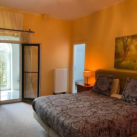 Chateau Les Tourelles Бертри Экстерьер фото