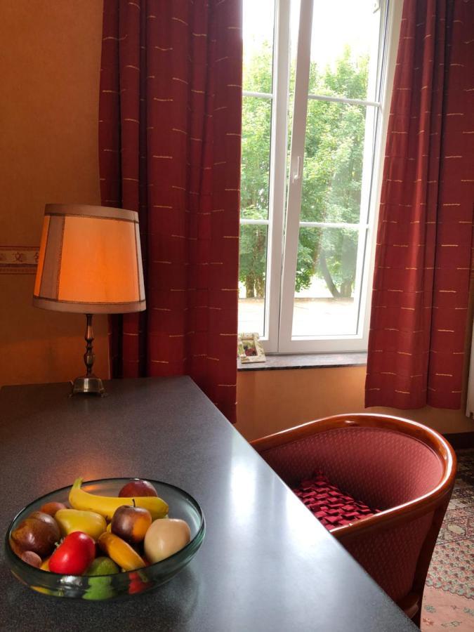 Chateau Les Tourelles Бертри Экстерьер фото